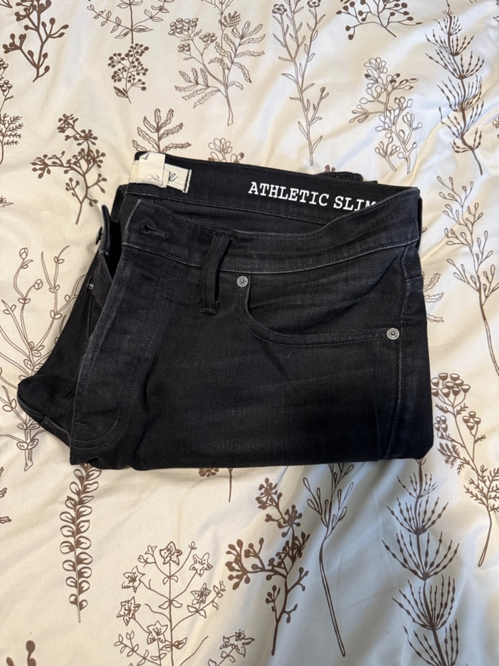 Madewell Men’s Athletic Selvedge Black Jeans 35/32